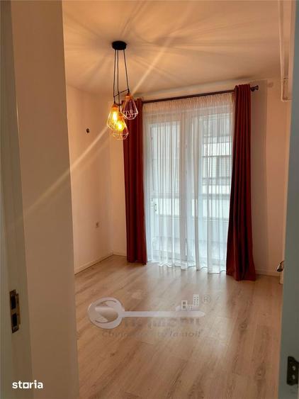 Apartament cu 3 camere decomandat în Păcurari
