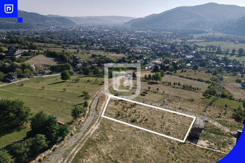 Teren Construcții extravilan de 1587 mp, în Central