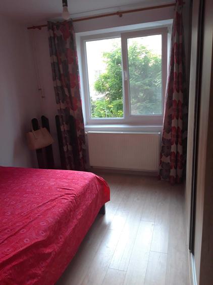 Apartament cu 3 camere decomandat în Apărătorii Patriei