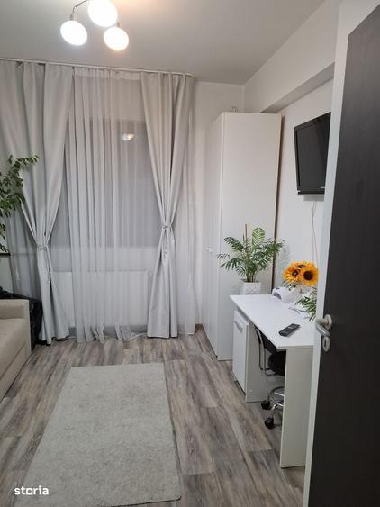 Apartament cu 3 camere decomandat în Rahova