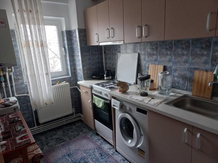 Apartament cu 2 camere decomandat în Dacia