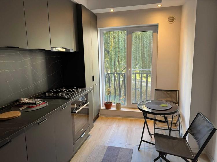 Apartament cu 2 camere semidecomandat în Ștefăneștii de Jos