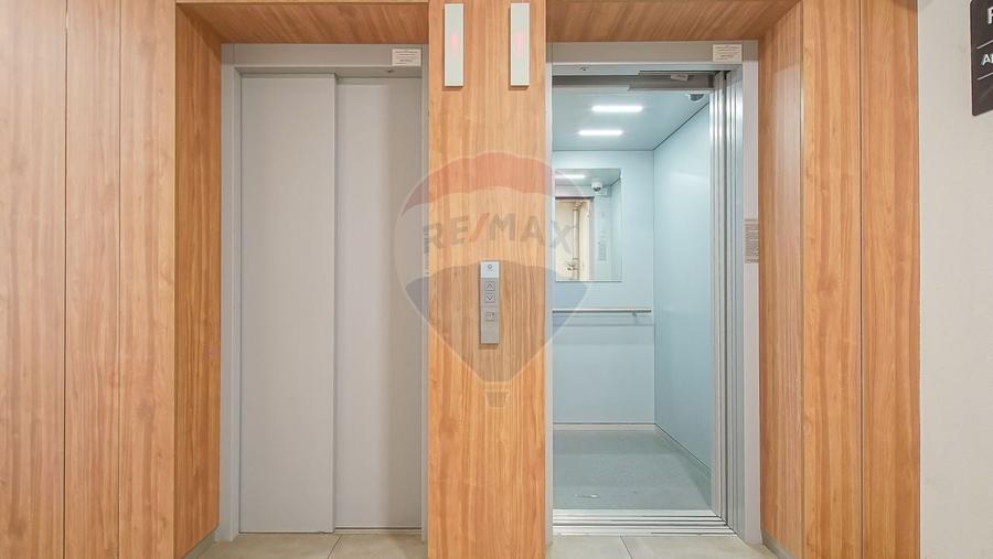 Apartament cu 2 camere decomandat, mobilat în Tractorul