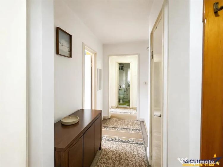 Apartament cu 3 camere decomandat în Central