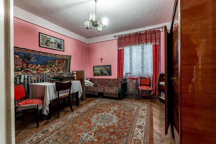 Casă individuală cu 3 camere cu Canalizare în Dorobanți
