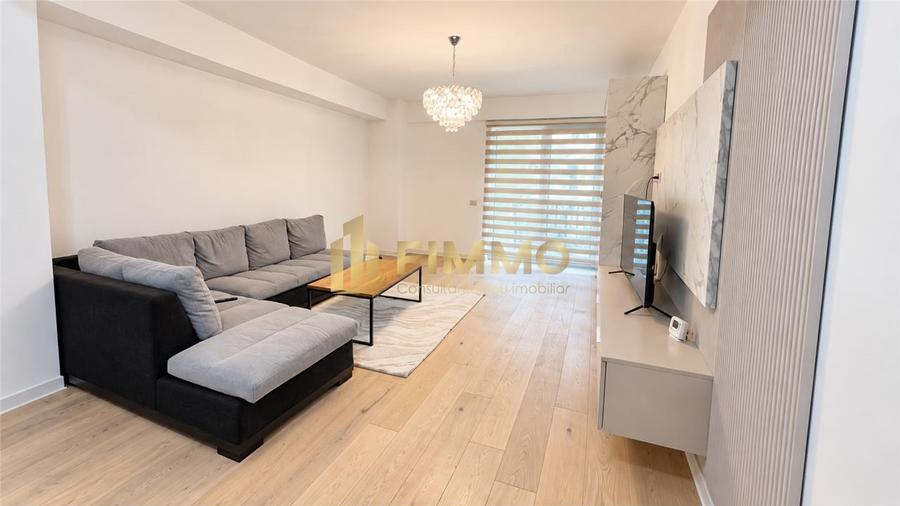 Apartament cu 3 camere semidecomandat, mobilat în Central