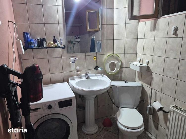 Casă cu 3 camere cu Teren 110 Mp în Central
