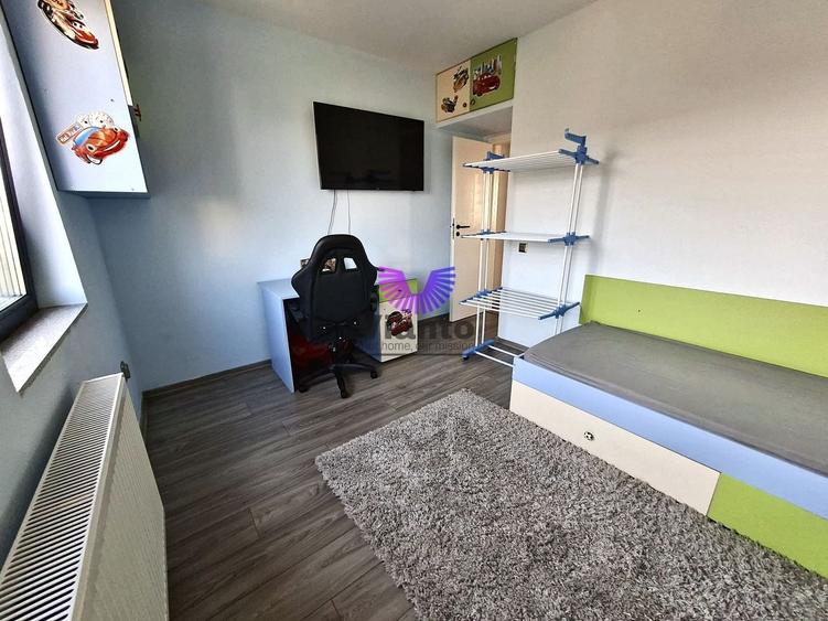 Apartament cu 3 camere decomandat, mobilat în Șelimbăr