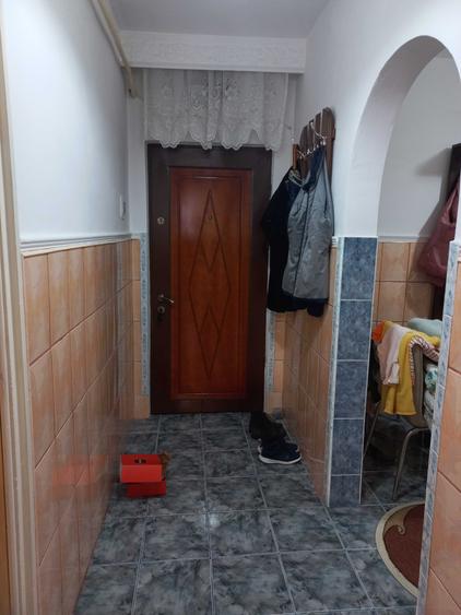 Apartament cu 2 camere decomandat în Dacia