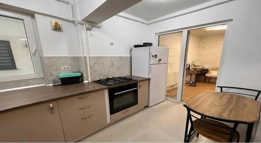Apartament cu 2 camere semidecomandat în 13 Septembrie