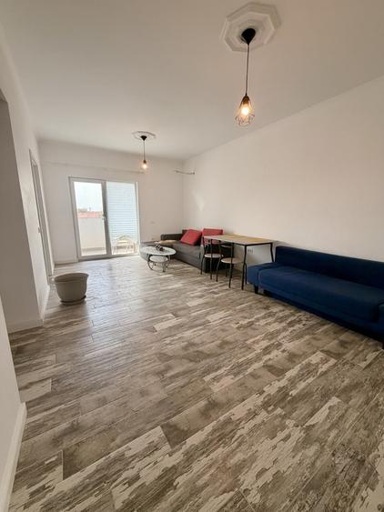 Apartament cu 2 camere decomandat, mobilat în Giarmata-Vii