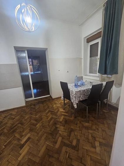 Casă cu 3 camere cu Teren 131 Mp în Dâmbovița