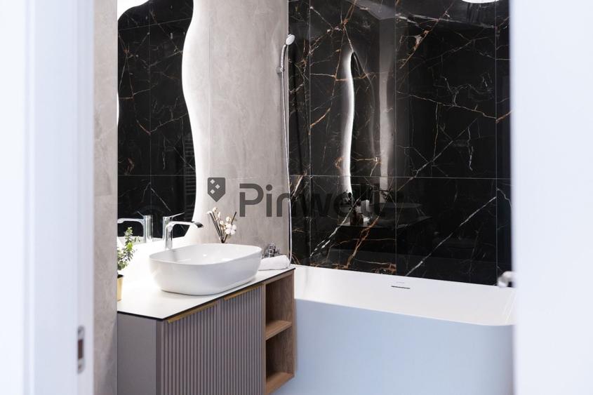 Apartament cu 4 camere semidecomandat, mobilat în Tunari