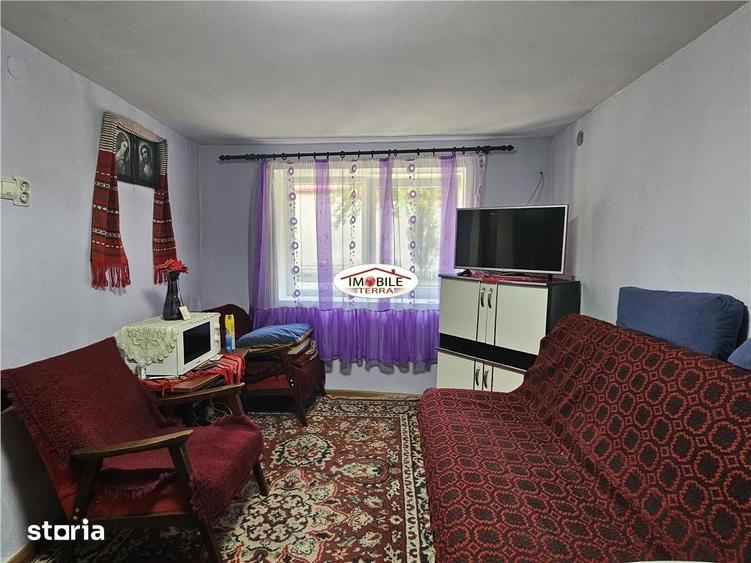 Casă cu 4 camere decomandat cu Teren 2000 Mp în Marpod
