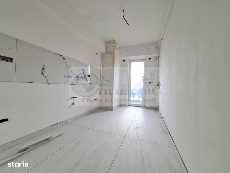 Apartament cu 2 camere decomandat în Galata