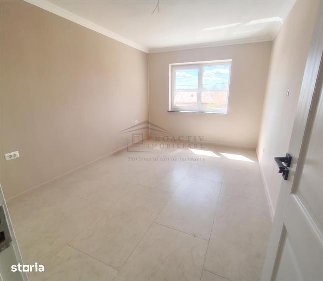 Apartament cu 2 camere în Ipotești