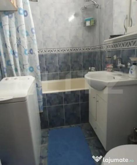 Apartament cu 2 camere semidecomandat, mobilat în Central