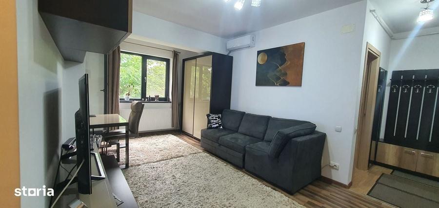 Apartament cu 2 camere semidecomandat în Moșilor
