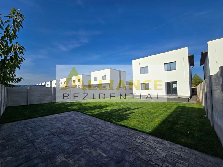 Casă individuală cu 4 camere cu Teren 380 Mp în Berceni