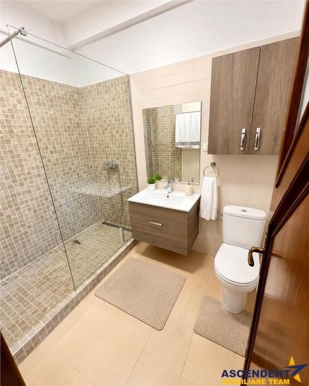 Apartament cu 2 camere decomandat în Centrul Istoric