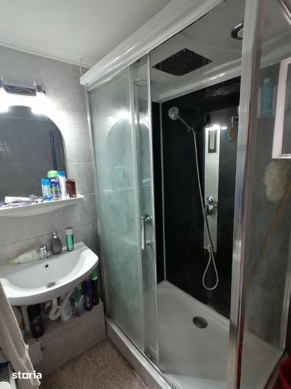 Casă cu 3 camere decomandat cu Teren 2150 Mp în Scorțeni