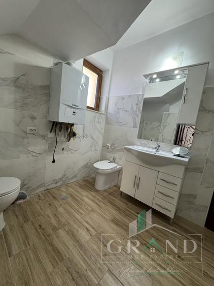 Casă individuală cu 5 camere cu Canalizare în Europa