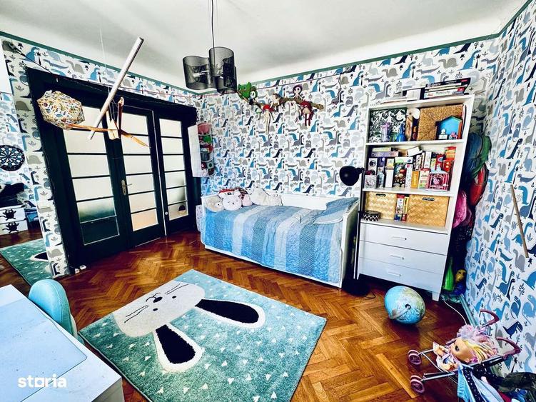 Apartament cu 4 camere decomandat, mobilat în Cotroceni