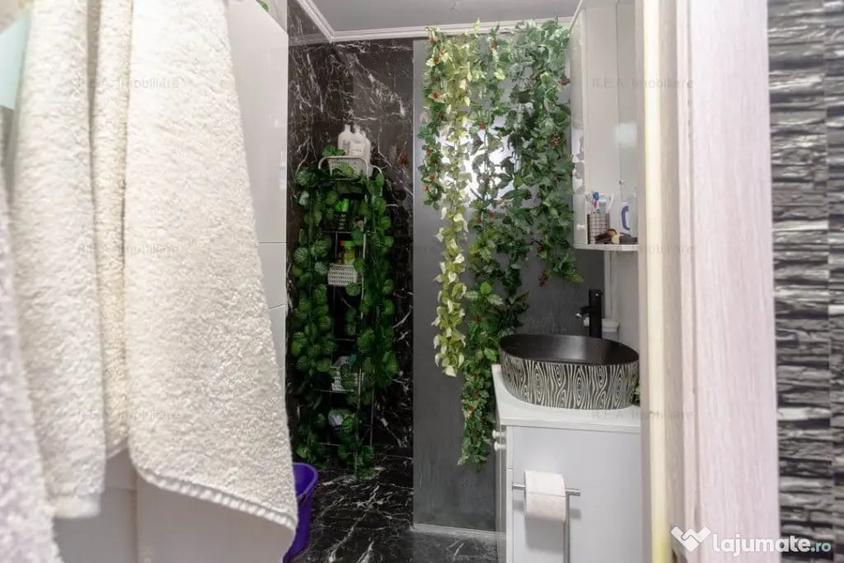 Apartament cu 3 camere decomandat în Berceni