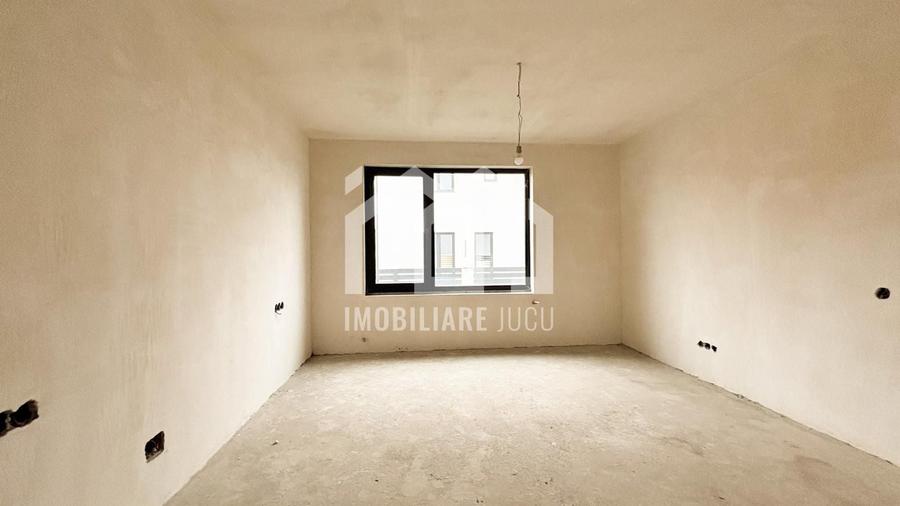 Casă individuală cu 4 camere cu Canalizare în Jucu de Mijloc