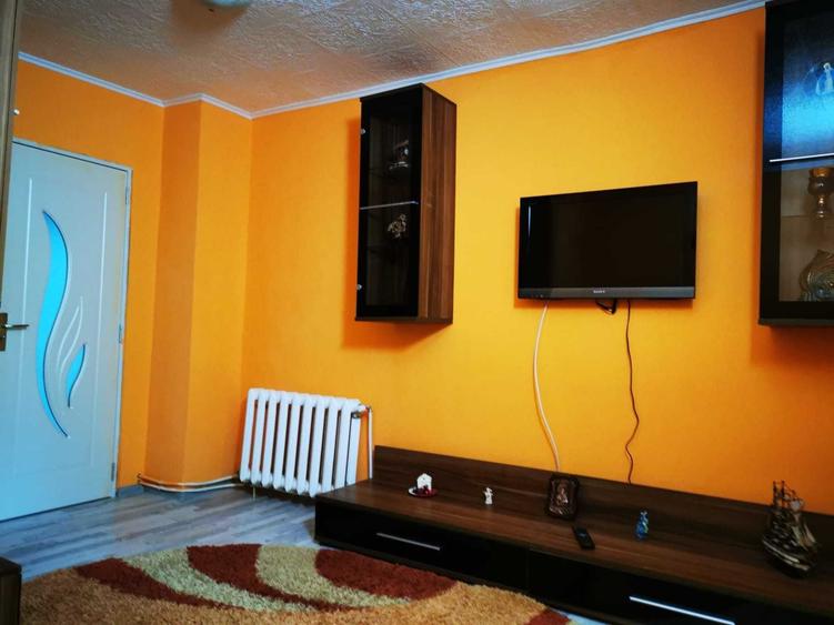 Apartament cu 2 camere decomandat în Exterior Vest