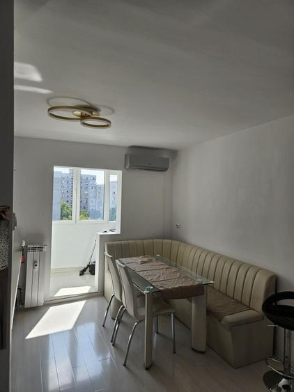 Apartament cu 2 camere decomandat, mobilat în Sebastian