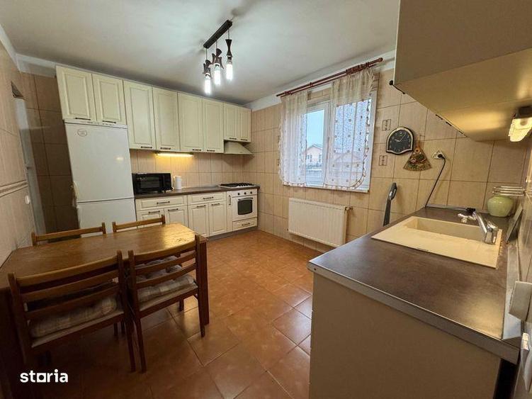 Casă cu 4 camere cu Teren 190 Mp în Central