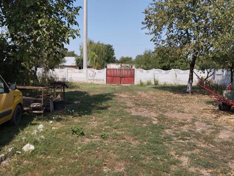 Casă cu 4 camere în Valea Plopilor