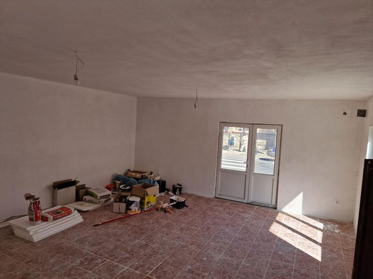 Casa de vanzare oras Brezoi - 5