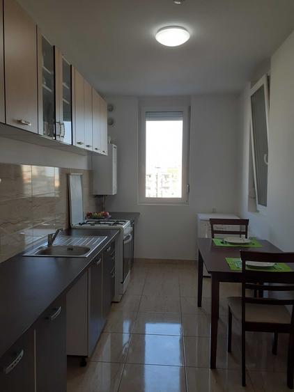 Vand apartament 2 camere, bloc ARED, malul Muresului - 8