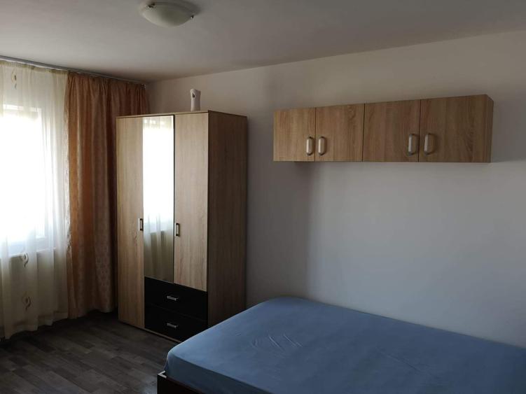 Inchiriez Garsoniera Titan Auchan - 4