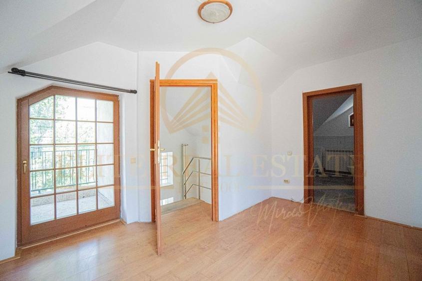 Vila premium ultracentrala, fara vecini, teren 377 mp, garaj! - 32