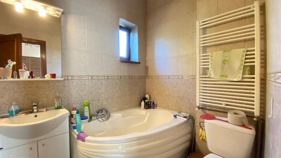 Apartament spațios în Centrul Istoric – priveliște spre Tâmpa - 7