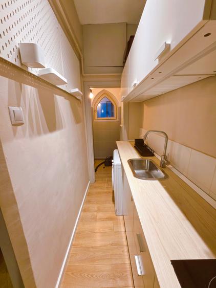 Garsoniera Pache - str. Kiritescu, et 1/3, balcon, supr. 31 mp, centrala proprie - 13