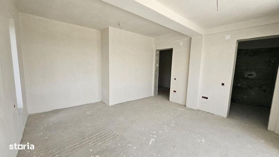 Casa Manastirea Dealu Targoviste Cu Vedere La Oras - 11