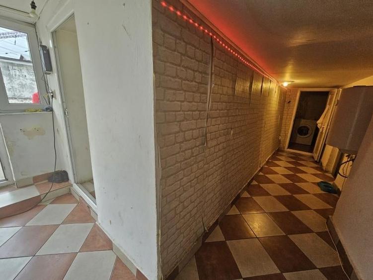 Giulesti SECTOR 1 Teren 254mp 4Cam+Hol+Baie+Buc Casa Modesta 1965 - 5