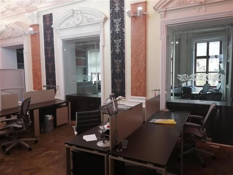 Cladire de birouri si teren de vanzare - 6