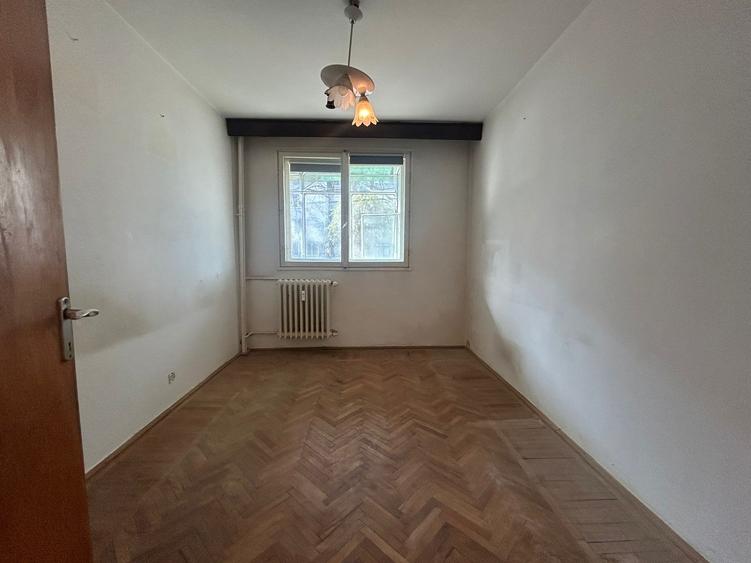 Titan 3 Camere  Parter 74 Mp 12 Min Metrou Bloc Caramida - 1