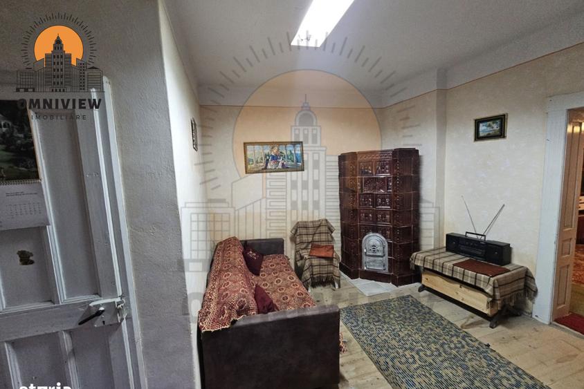 Casă de vânzare în Crizbav – 800 mp teren, 4 camere, anexe - 7