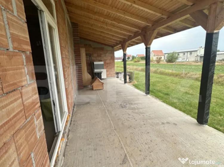 Casa la ro?u 3 camere, 144 mp, 584 mp teren, zona Cionchest - 4