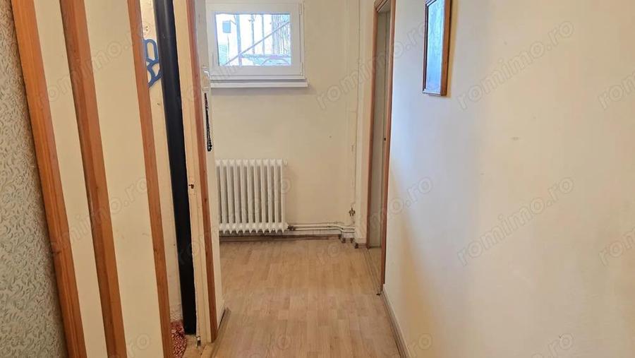 Vand apartament 2 camere decomandat in Deva, zona Micro 15, etaj 8, - 3