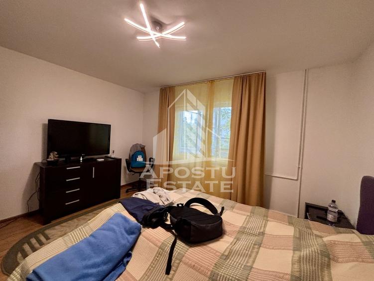 Apartament cu 4 camere, etaj intermediar, centrala, zona Shopping City - 2