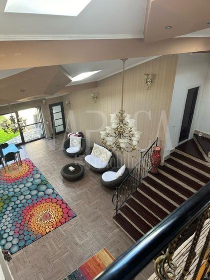 Casa 4 camere de vanzare in Centru, Oradea - 2