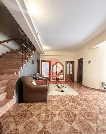 Casa la Cativa Pasi de Mare in Faleza Nord - Ideala Pentru F - 15