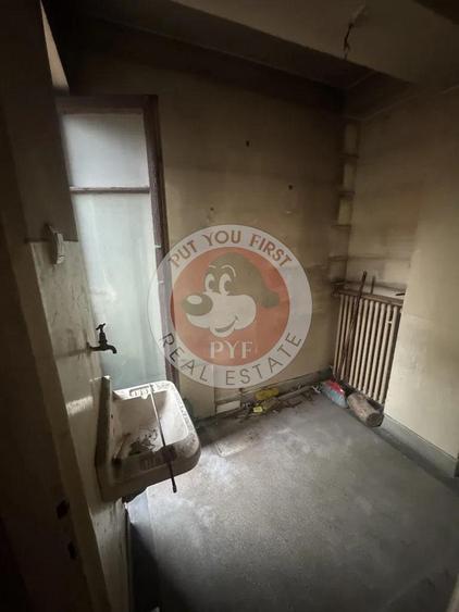 Muzeul de Arta | 3 camere | 53mp | Decomandat | De renovat | B12590 - 1